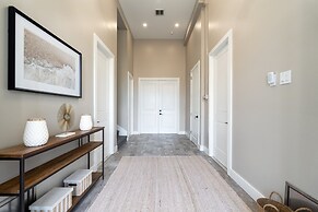 611 Estero Blvd 5 Bedroom Home by RedAwning