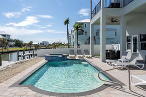 611 Estero Blvd 5 Bedroom Home by RedAwning