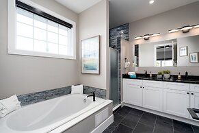 611 Estero Blvd 5 Bedroom Home by RedAwning