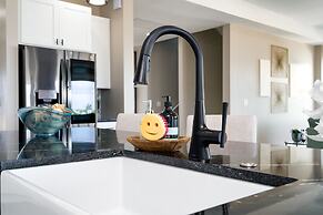 611 Estero Blvd 5 Bedroom Home by RedAwning