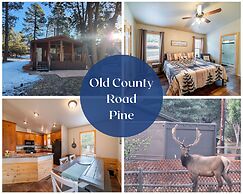 Old County Pine 2 Bedroom Home by RedAwning