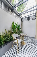 Golden Sun Apartment & Hotel