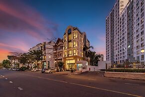 Golden Sun Apartment & Hotel