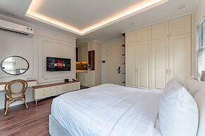 Golden Sun Apartment & Hotel