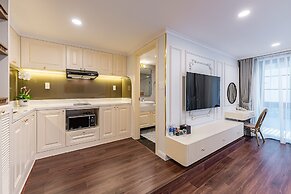 Golden Sun Apartment & Hotel