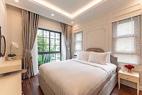 Golden Sun Apartment & Hotel