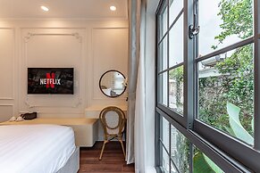 Golden Sun Apartment & Hotel