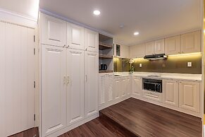 Golden Sun Apartment & Hotel