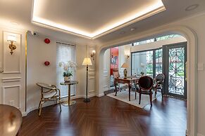 Golden Sun Apartment & Hotel