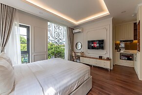 Golden Sun Apartment & Hotel