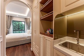 Golden Sun Apartment & Hotel