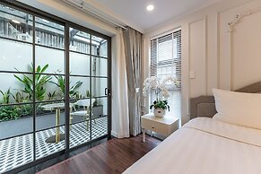 Golden Sun Apartment & Hotel