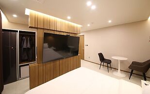 Brown Dot Hotel Sinan