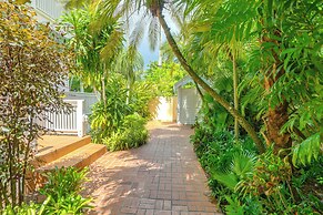 Breezy Key West First-floor Condo w/ Pool Access