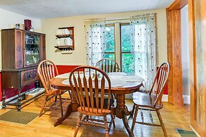 Canandaigua Getaway w/ Deck & Sunroom!