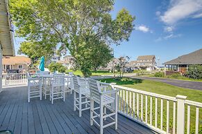 Charming Scituate Home w/ Deck - Walk to Beaches!
