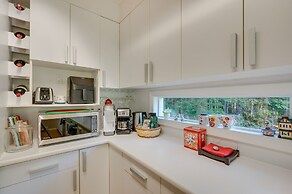 Charming Thornton Escape w/ Sauna + Gazebo!