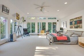 Charming Thornton Escape w/ Sauna + Gazebo!