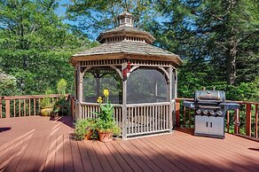 Charming Thornton Escape w/ Sauna + Gazebo!
