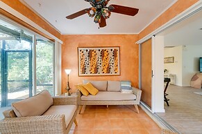 Tranquil Venice Escape w/ Private Backyard Oasis!