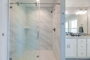 North Topsail Getaway w/ Panoramic Sound Views!
