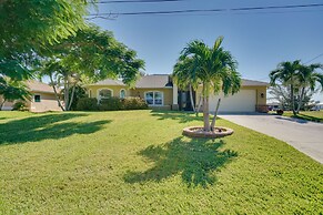 Cape Coral Vacation Rental: Close to Golf Courses!