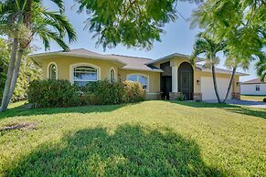 Cape Coral Vacation Rental: Close to Golf Courses!