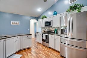 Cape Coral Vacation Rental: Close to Golf Courses!