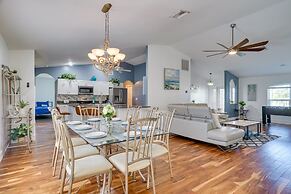 Cape Coral Vacation Rental: Close to Golf Courses!