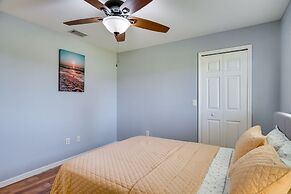 Cape Coral Vacation Rental: Close to Golf Courses!