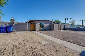 ~ 4 Mi to Old Town Scottsdale: Tempe Duplex