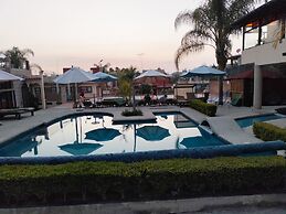 Hotel Bungalows la Era