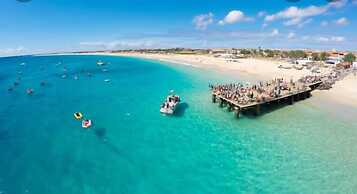 VILLA TORTUGA BEACH RESORT