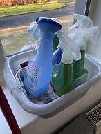 Rostrevor Valley Holiday Park- En-suite Rooms with Hot tub and Private