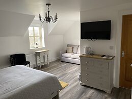 Rostrevor Valley Holiday Park- En-suite Rooms with Hot tub and Private