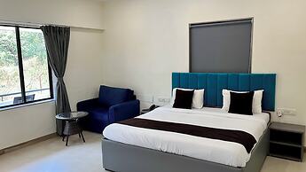 Girivihar Holiday club - Pure Veg