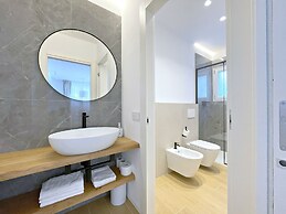 Arcioun Suite Apartment Via Bellaria