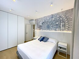 Arcioun Suite Apartment Via Bellaria