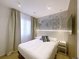 Arcioun Suite Apartment Via Bellaria