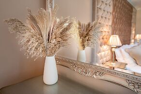 Stunning 2-bed Apartment in Windsor - Free Parking