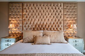 Stunning 2-bed Apartment in Windsor - Free Parking