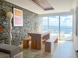 Phaedrus Living: Seaview Luxury Flat Athina Grenada