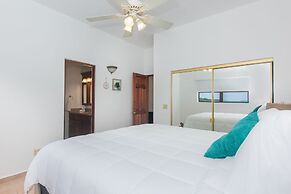 Pineapple Villa 142 2 Bedroom Condo by RedAwning