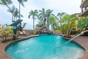 Pineapple Villa 142 2 Bedroom Condo by RedAwning