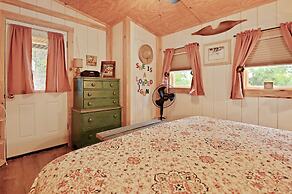 Outlaw Love 1 Bedroom Cabin by Redawning