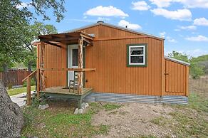 Outlaw Love 1 Bedroom Cabin by Redawning