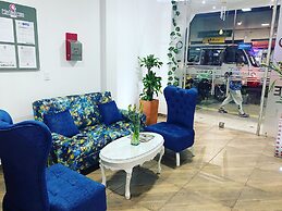 Hotel Media Luna
