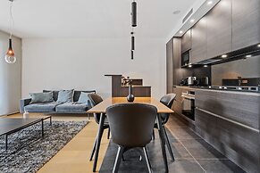 Stylish Apt in Cloche dOr w balconyID233