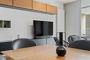 Stylish Apt in Cloche dOr w balconyID233