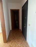 Inviting 2-bed Apartment in Durrës